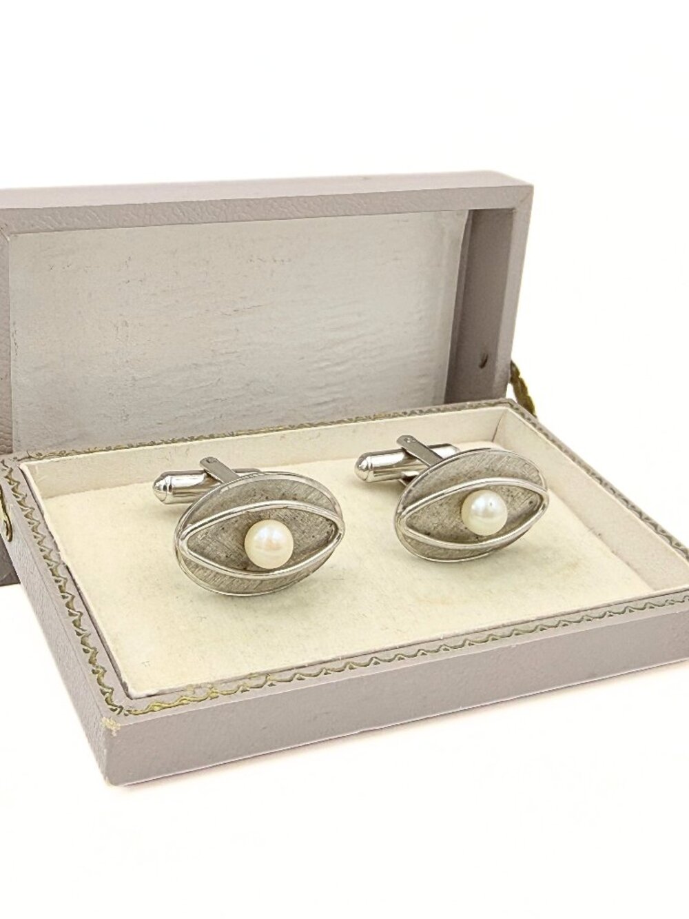 Hayward USA Silver Plated Eye Motif Faux Pearl Men's Formal Cufflinks
